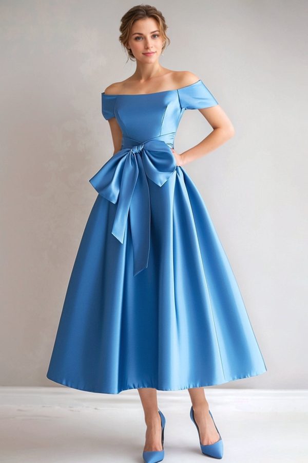 Blauwe Off the Shoulder A-Line Satijn Thee Lengte Moeder Van De Bruid Jurk Met Strik Jetzt online